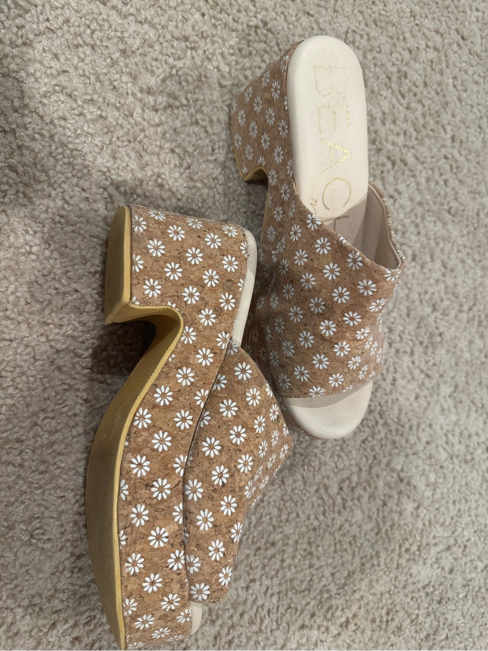 Beacon Tan Floral Platform Clogs with White Daisy Print